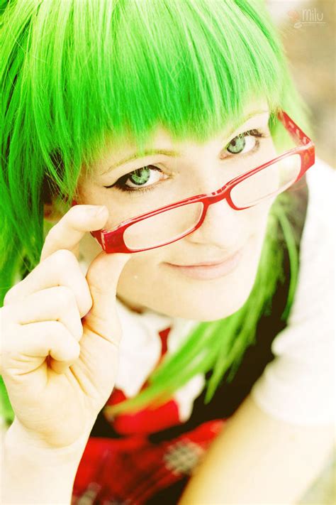 Vocaloid Red Glasses And Green Hair By Aco Rea On Deviantart