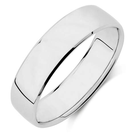 The exchange of wedding bands has long signified the commitment of matrimonial partnership. Men's Wedding Band in 10ct White Gold