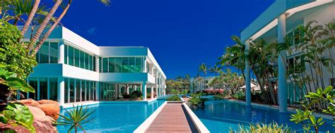 Australian Beachfront Accommodation Sheraton Grand Mirage Resort