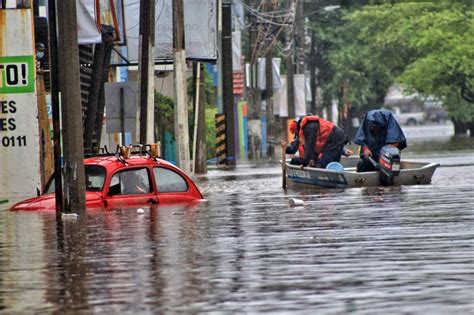 Las Inundaciones En El Sureste De México Dejan 27 Muertos Y 180000