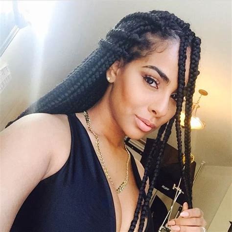 Looking for a crash course in all the latest short hairstyles? Jumbo box braids - Amazing Long Term Protective Style ...