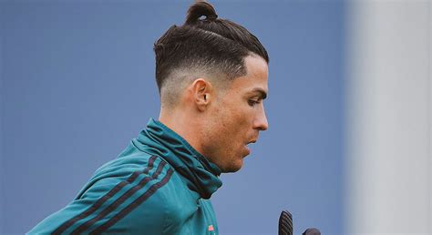 Find out the best hairstyles for men in 2021 that you can try right now in no particular order. Cristiano Ronaldo's New Look Reveals The Dangers Of ...