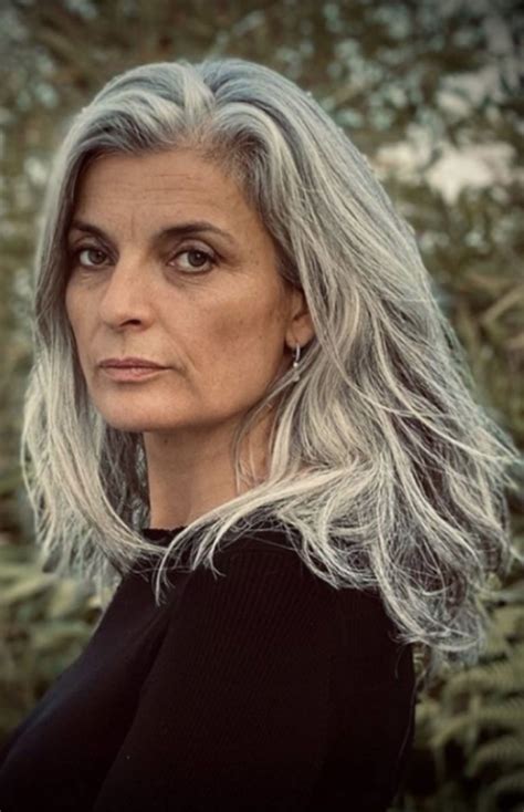 grey hair old grey white hair natural gray hair long silver hair long gray hair pelo color