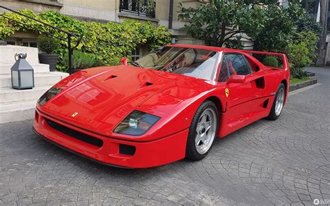 It was built from 1987 to 1992, with the lm and gte race car versions continuing production until 1994 and 1996 respectively. Ferrari F40 - 16 April 2019 - Autogespot