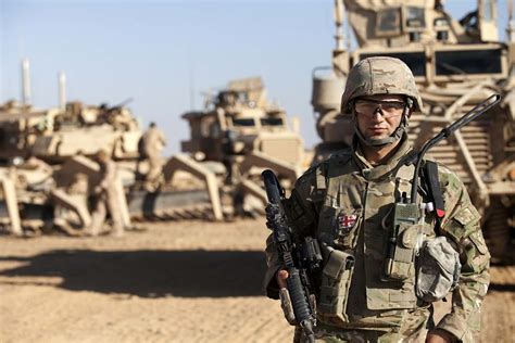 Афганистан — (afghanistan), гос во в юго зап. Pentagon Moves More Marines to Afghanistan to Support ...
