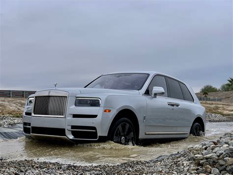 The Poshest Suv Of Them All Rolls Royce Cullinan First Drive Ars