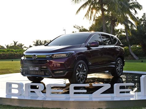 2020 Honda Breeze Is A Sharper Looking Cr V Than Ours With An Accord