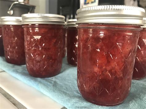 Making jam just got a whole lot easier. Ball strawberry jam recipe low sugar - casaruraldavina.com