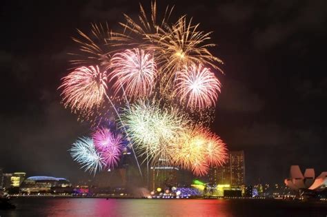Usher In 2017 With Dazzling Fireworks And An Epic Countdown Party New