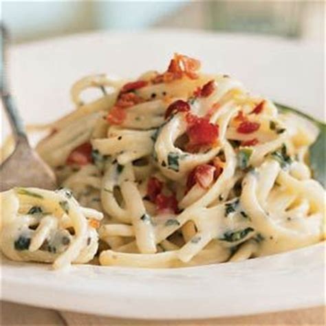 1 full recipe will serve 40 or so people with other salads available ie potato, tossed salad, chips etc. Pasta Primavera **Low Cal/Fat/Carb Recipe | SparkRecipes