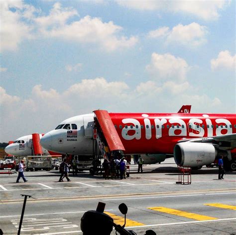 Book your air tickets from this time air asia is giving away free seats for air asia flights flying from kuala lumpur lcct to other asian cities, as well as from other major. MAT DRAT... : Tips nak dapatkan Tikets 'Free Seats ...