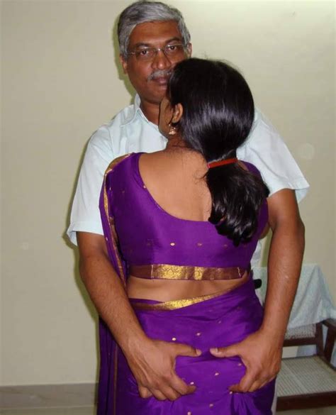 Super Sexy Desi Uncle In Mood With Her Wife