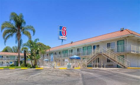 Motel 6 North Hills Ca Van Nuys Los Angeles Los Ángeles