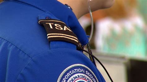 Ex Tsa Agent Accused Of Tricking Woman Into Showing Her Breasts During Screening Cbs 17