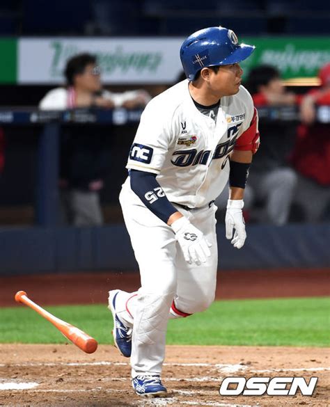 Born june 5, 1987) is a south korean professional baseball catcher currently playing for the nc dinos of korea baseball organization. 양의지, 신인 조제영 상대 스리런포…역대 49번째 150홈런 달성 ...