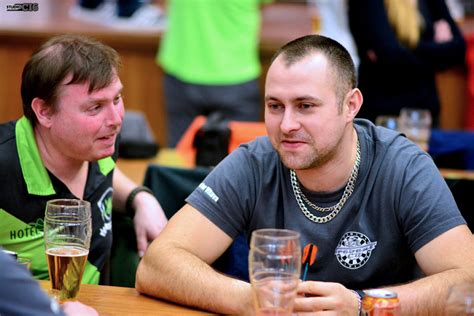 Liga mistrů / pohár mistrů. Šipkařská etiketa - Liga Mistrů