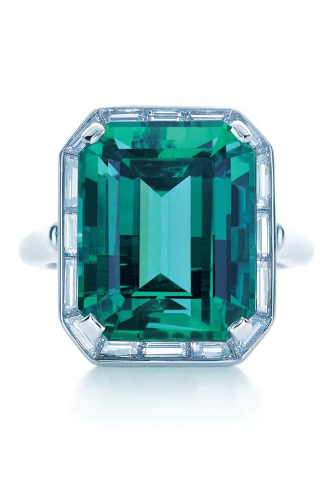 2013 Color Of The Year Pantone 17 5641 Emerald