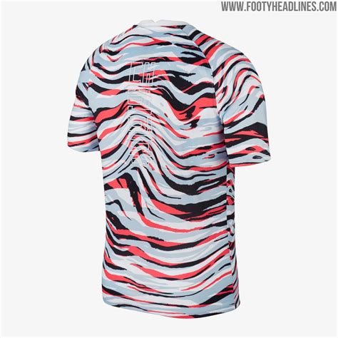 In this section you will find the official football training jerseys of the strongest football clubs worldwide and the most important federations. Nike Brazil, England, France, Netherlands, Portugal and ...