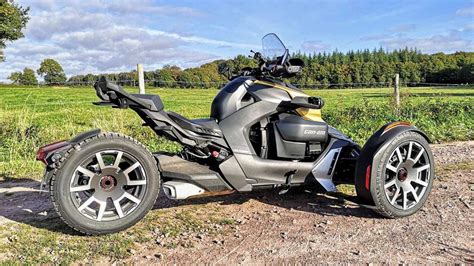 Can Am Ryker 900 Rally Edition Le Scooter Des Mers Des Terres