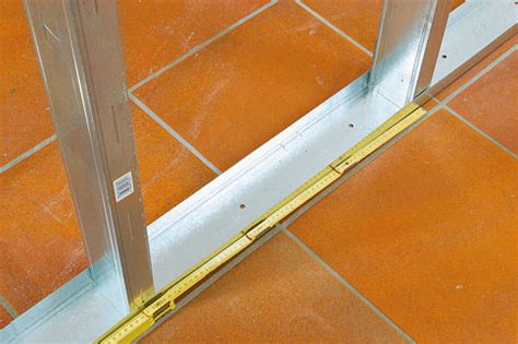 Welchen abstand soll ich wählen für die konterlattung. Gipskartonplatten unterkonstruktion abstand decke ...
