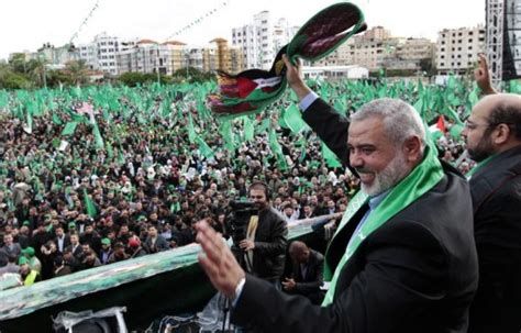 The hamas ultimatum, issued on monday afternoon, followed the latest clashes around the compound earlier in the day hamas had issued its ultimatum during the afternoon, prompting israel to rapidly. Jerusalem - 'Hamas PM: Obama's Visit Confirms US Bias Toward Israel'