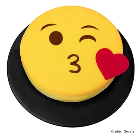 Kissing Face Emoji Cake Best Cakes In Pune Adult Cakes