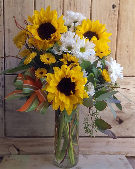 Sunny Daisy Vase In Scottsdale Az Paradise Valley Florist