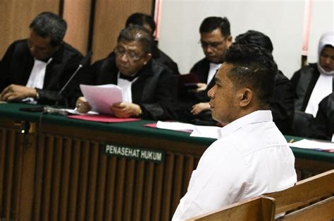 Tuntutan Terdakwa Penyiraman Novel Baswedan Lukai Keadilan