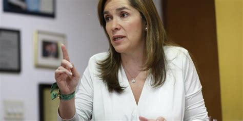 Banco Popular Exministra De Minas María Fernanda Suárez Es Nombrada