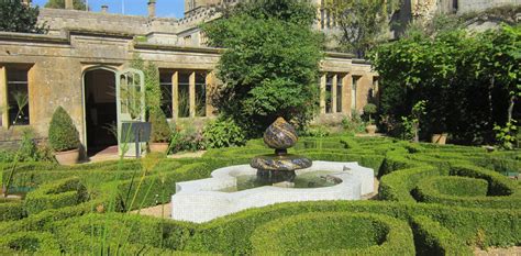 Gardens Tudor History Tours