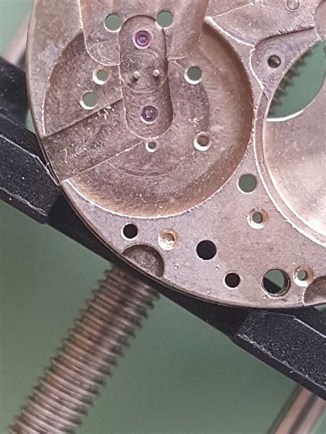 That is also why often the slides and frames are of different types of steel or treated in some way so reduce friction and galling. How to Remove a Broken Screw With Alum - WahaWatches