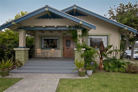 Thats An Interesting Looking House Bungalow Style Zing Blog By