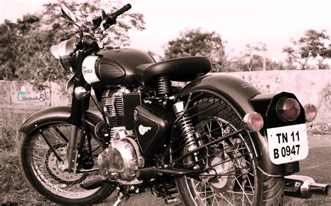 Free Download Royal Enfield Wallpaper 11283 1680x1050 For Your