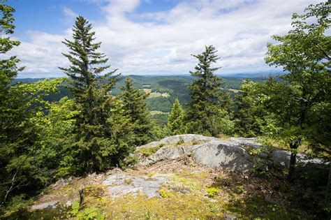 Hiking Mount Ascutney Via Windsor And Brownsville Trails In Mount