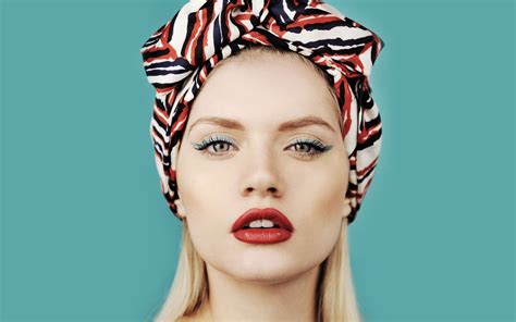 bandanas red lipstick blonde martina dimitrova 1080p green eyes portrait blue background