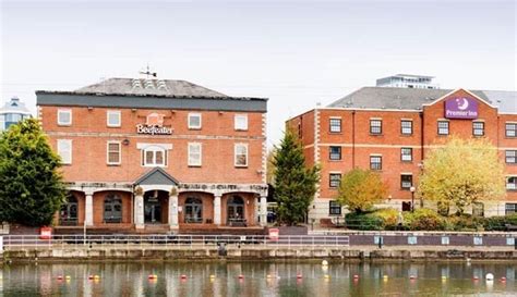 Upcoming events in salford quays. Details for Premier Inn in 11 The Quays, Salford Quays ...