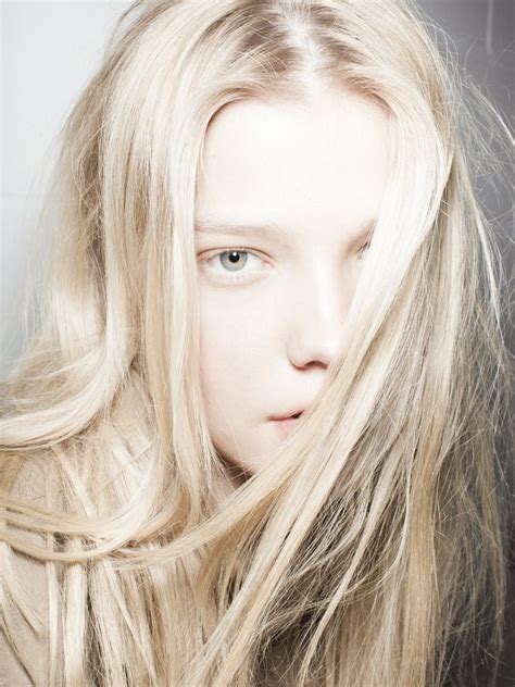 Hannah S M P Models Bright Blonde Hair Ash Blonde White Blonde Light Blonde Going Blonde