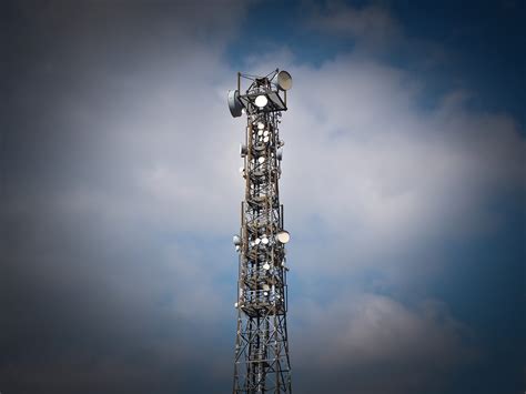 Here are some features which can help one to improve the you need the correct assortment of cb equipment to make cb radios work properly. What is a UHF CB repeater and how does it work? - cb reference