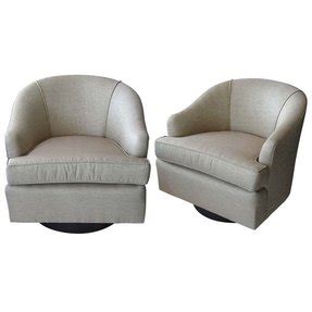 The small and very charmingly made rotary recliner combines a beautiful design with stylish leather upholstery. Small Swivel Recliner - Foter