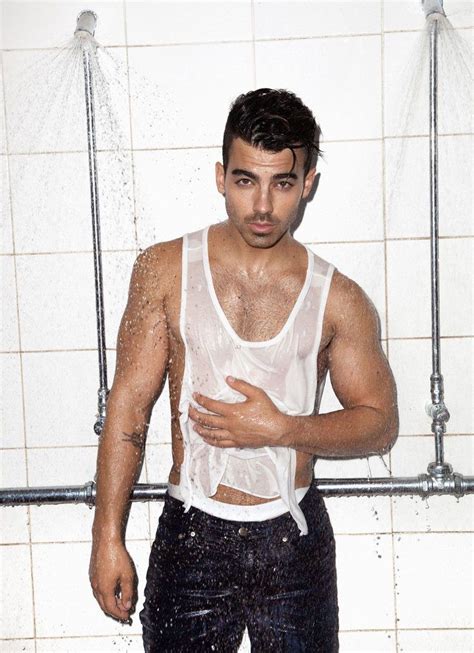 Joe Jonas Nick Jonas Hottest Male Celebrities Celebs Demi Lovato Les Jonas Brothers Muscles