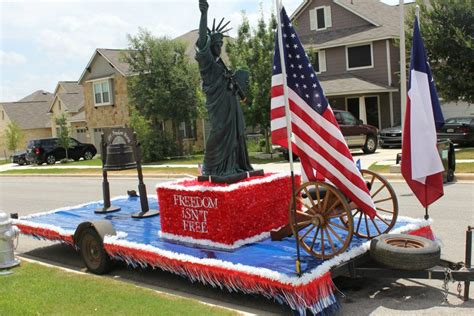 Year 2 Freedom Isnt Free Christmas Parade Floats Patriotic