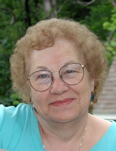 Obituary Linda Prachar Of Cedar Rapids Iowa Teahen Funeral Home