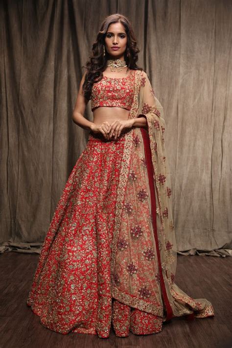 10 Beautiful Sleeveless Wedding Lehengas Indias Wedding Blog