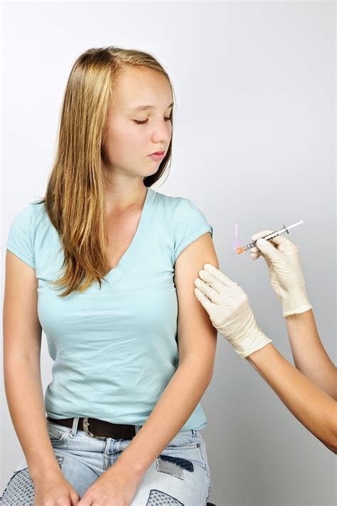 Reasons To Get An Annual Flu Shot Tampa Fl Doctors Walk In Clinic