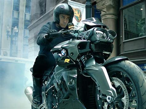 Bmw k 1300 r overview. Dhoom 3 Bikes By BMW; Aamir Khan To Ride K 1300 R（画像あり）