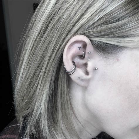 18 Tiny Inner Ear Tattoos That Are Prettier Than Any Piercing Glamour