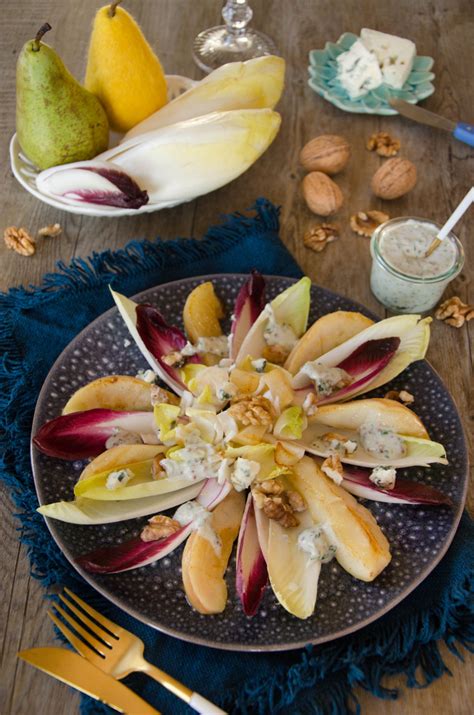 Salade d endives poire et noix sauce crémeuse au bleu