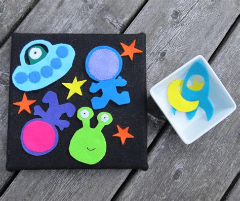 How To Make Space Themed Diy Fuzzy Felt
