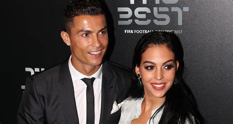 Cristiano ronaldo wife georgina rodriguez 24/365 of absolute love for cr7 children #cristianoronaldo, #georginarodriguez Cristiano Ronaldo Shares Rare Family Photo Ahead of ...