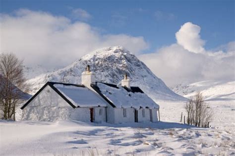 Blackrock cottage near glencoe, scotland #blackrock_cottage #glencoe #highlands. Blackrock Cottage,Glencoe, Highlands, Scotland | Cottages ...